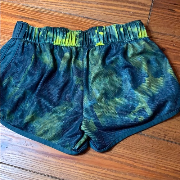 Adidas athletic running shorts small - Picture 5 of 5